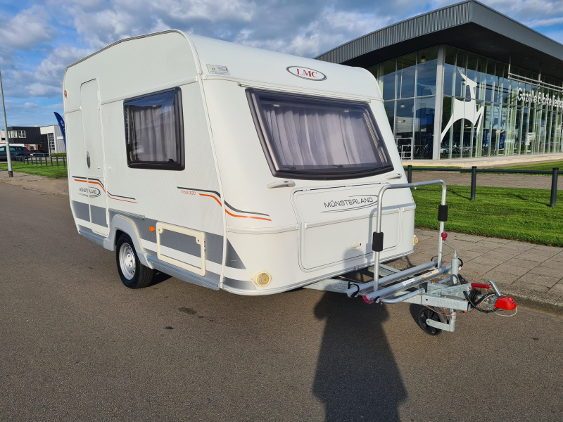 LMC Viola 330 Incl. voortent  foto: 7