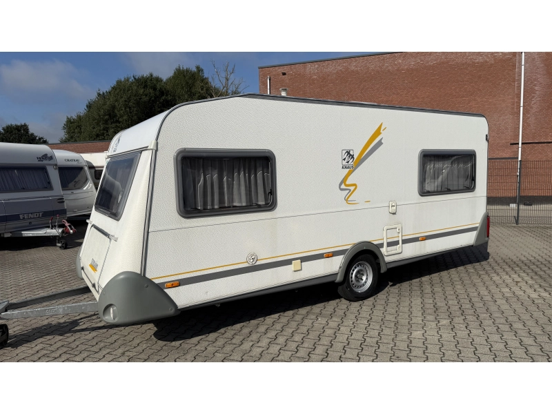 Knaus Sudwind 495 TK kinderkamer rondzit  foto: 13