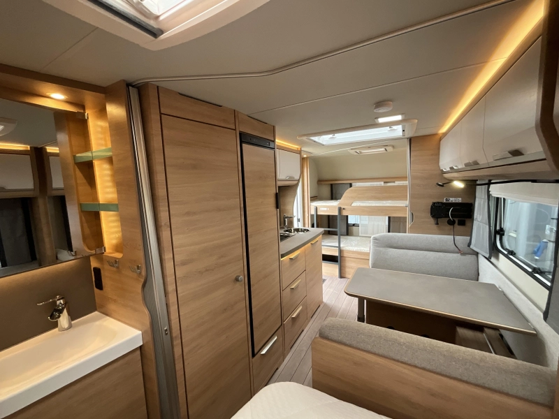 Knaus Sudwind Black Selection 540 FDK STAPELBED-GRATIS MOVER  foto: 8