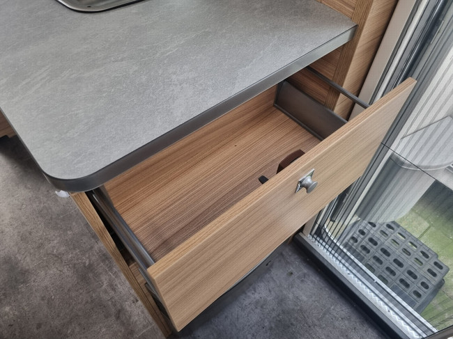 Dethleffs Camper 460 EL foto: 20