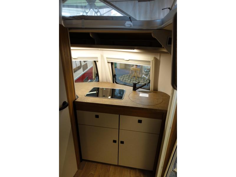 Eriba Touring 320 nieuw, € 3.000,- korting  foto: 12