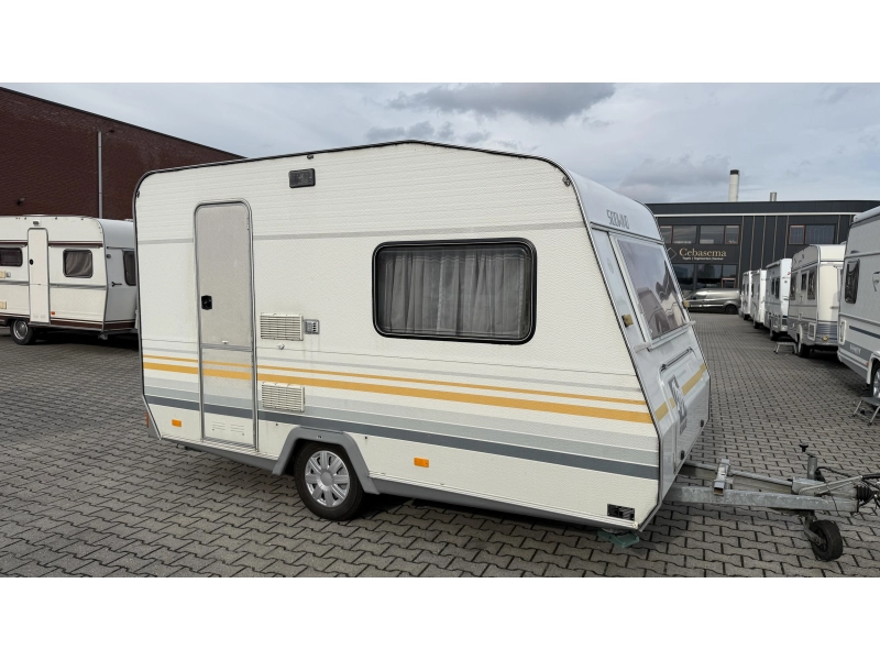 Knaus Sudwind 350 H kopkeuken toilet rondzit 