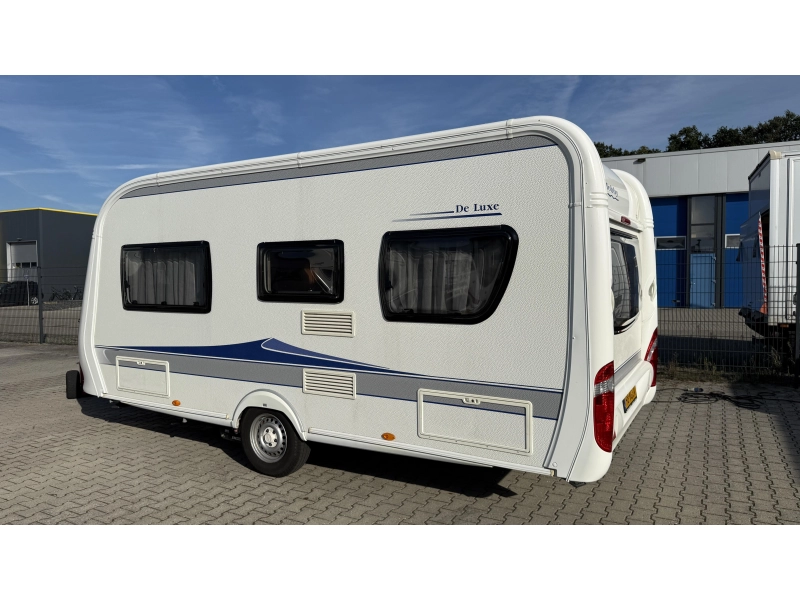 Hobby De Luxe 460 UFE frans bed rondzit toilet  foto: 13