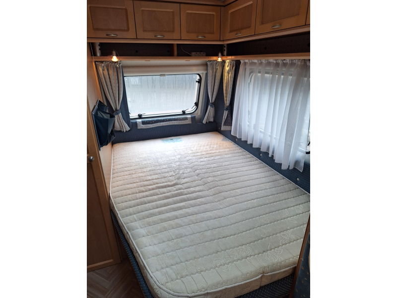 Bürstner Amara 450 TS  foto: 17