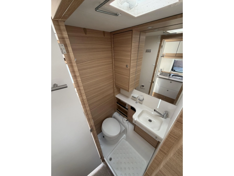 Dethleffs Camper Avantgarde 460 EL Zeer compleet  foto: 14