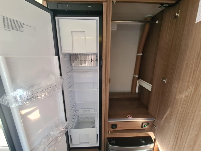 Tabbert Cazadora 490 TD Fransbed - 2025  foto: 13