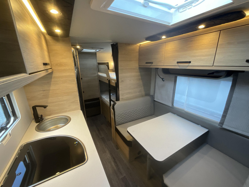 Weinsberg CaraOne 550 QDK STAPELBED-DOUCHE-RUIM  foto: 2