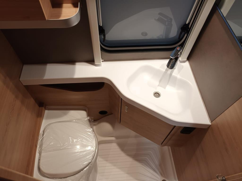 Knaus Sudwind Black Selection 500 EU  foto: 9