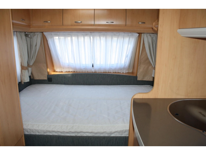 Hobby De Luxe 400 SF 