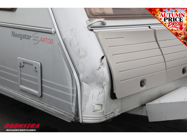 Kip Navigator 44 TDB Mover Radio Middenkeuken Lengtebed Kachel foto: 10