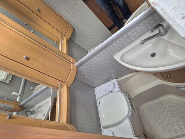 Bürstner 480 TK Stapelbed, rondzit, mover + Voortent 2e eig. foto: 14