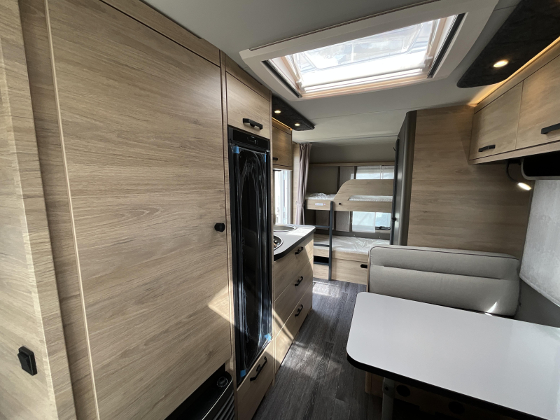 Weinsberg CaraOne Edition HOT 480 QDK STAPELBED-ACTIE MODEL 