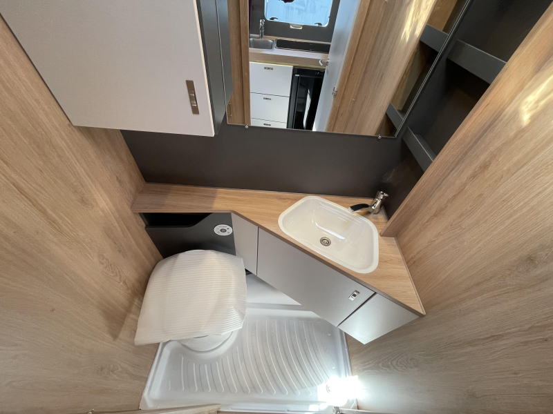 Knaus Sport 460 EU Enkele bedden  foto: 15