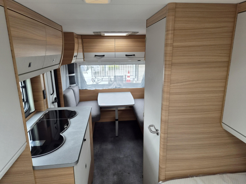 Dethleffs Summer Edition 460 EL Enkele bedden 