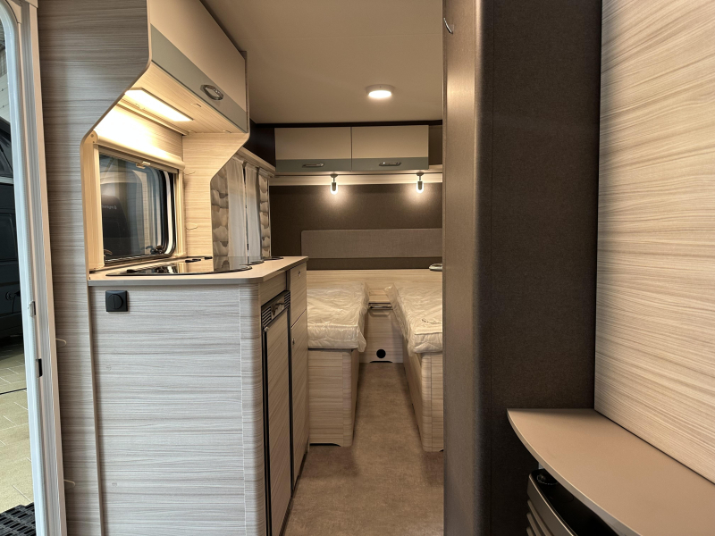 Dethleffs C'Joy 460 LE voortent | ex-verhuur  foto: 18