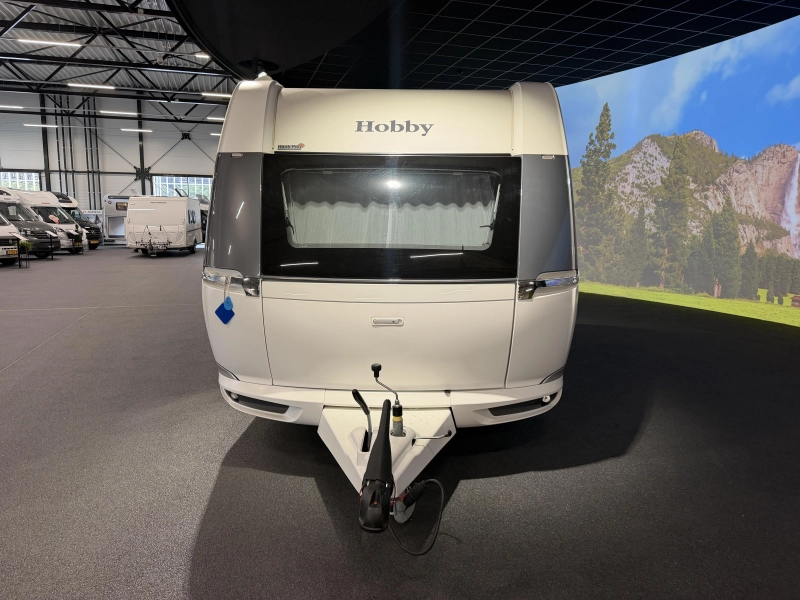 Hobby Excellent 495 WFB airco - mover - luifel  foto: 9