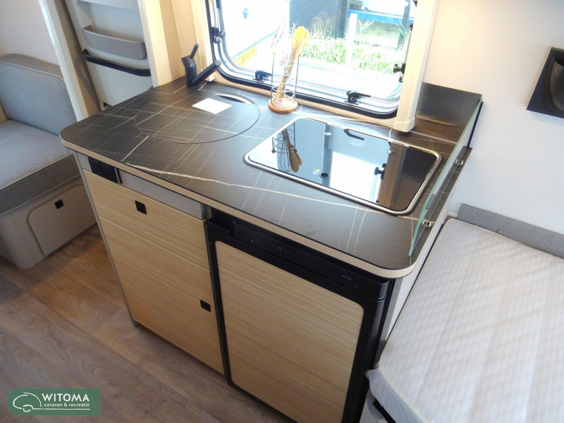 Eriba Touring 542 50 jaar Witoma voordeel!  foto: 10