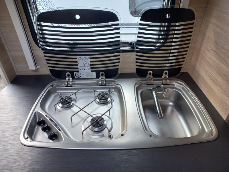 Caravelair Alba Style Family 497 voortent Unico - mover  foto: 9