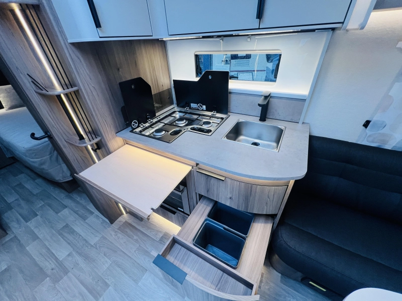Kabe Royal 560 GLE B2 - KS  foto: 7