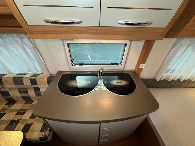 Hobby De Luxe 460 UFe foto: 18