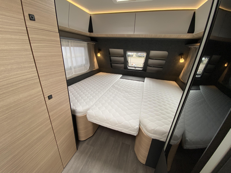Hobby Maxia 585 UL Enkele bedden, rondzit  foto: 18
