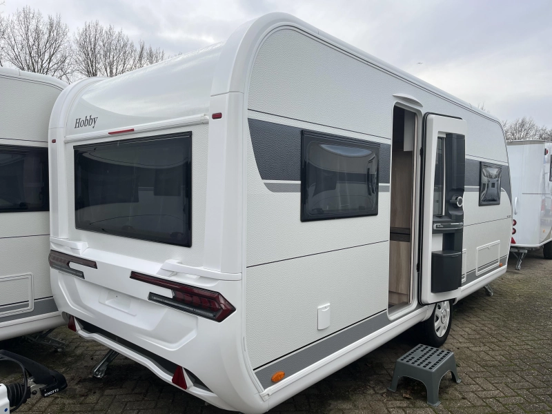 Hobby De Luxe 540 UL 1800kg-bedvebred-reswiel  foto: 1