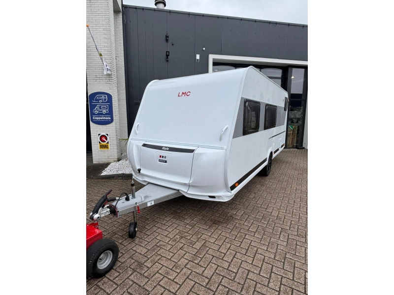 LMC Style 490 K model 2027, stapelbed 