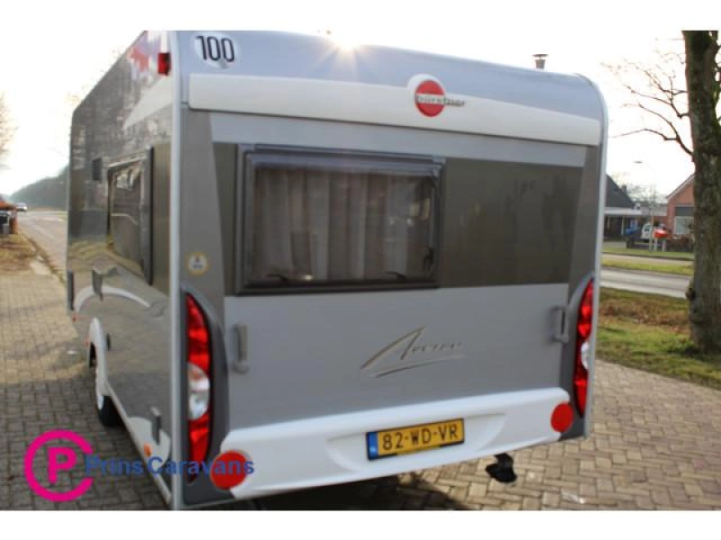 Bürstner Averso 450 Frans Bed en Rondzit  foto: 6