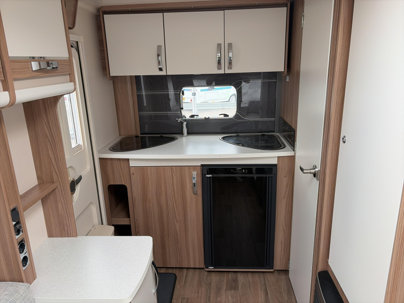 Sprite Alpine Sport 370 EK Unico luifel/Fietsendr.  foto: 6