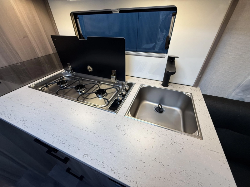 Kabe Estate 560 GLE Nieuw Binnen!  foto: 6