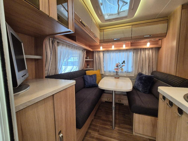 Wilk Vida 420 FD mover,deeltent,top staat