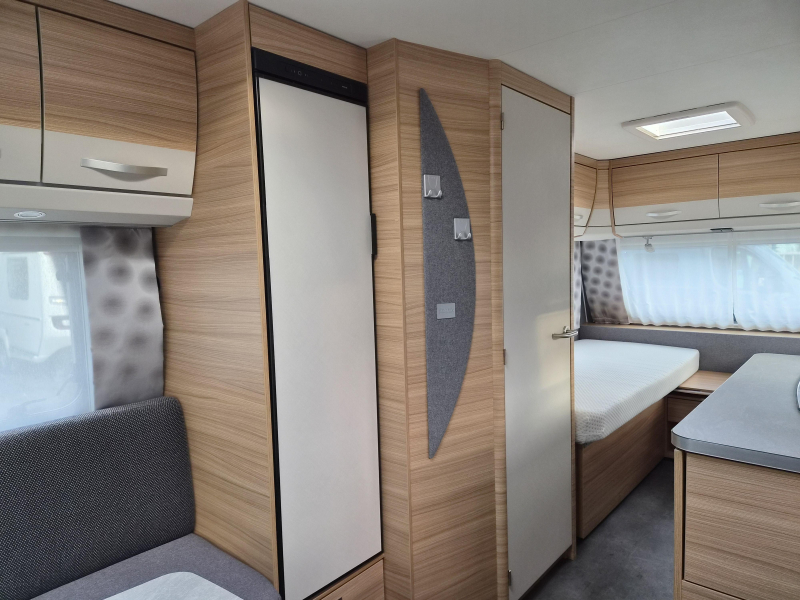 Dethleffs Camper Avantgarde 460 EL Enkele bedden - Mover  foto: 13