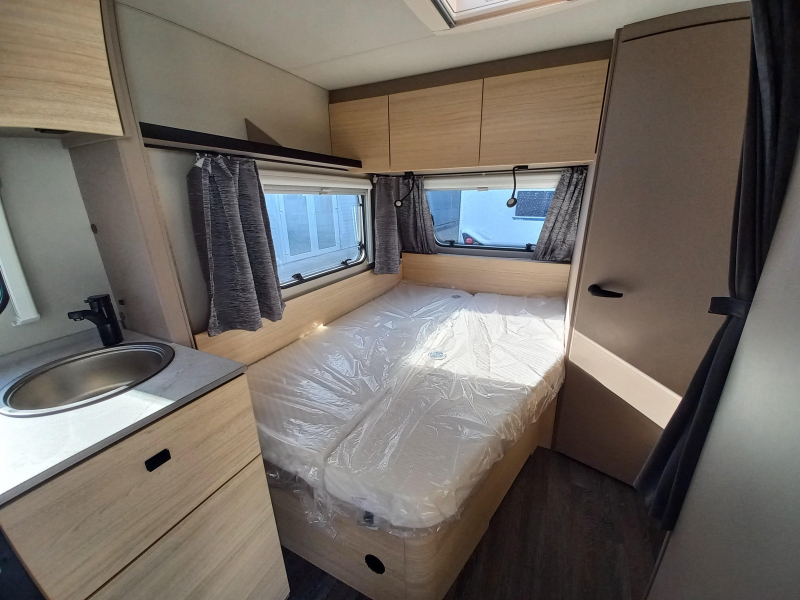 Weinsberg CaraLife 450 FU  foto: 9
