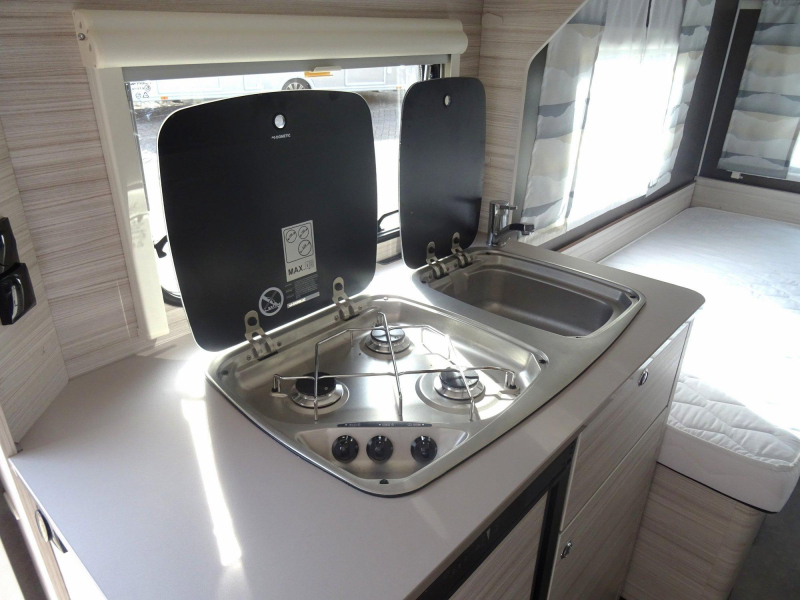 Dethleffs C'Joy 460 LE zeer nette caravan  foto: 14