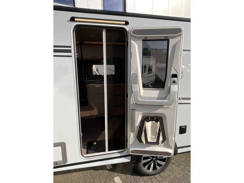 Knaus Sudwind Black Selection 500 FU GRATIS MOVER-VLOERVERW  foto: 2
