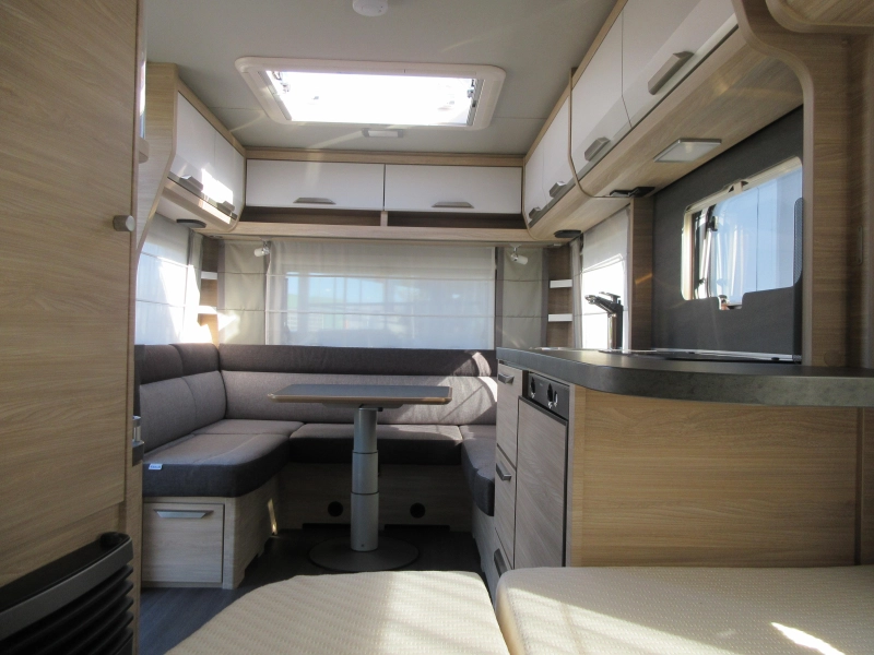 Knaus Sudwind 60 Years 450 FU ZEER NETJES, VASTE LUIFEL  foto: 3