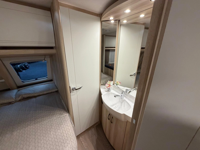 Hobby De Luxe 400 SFE ACTIEPRIJS!  foto: 6
