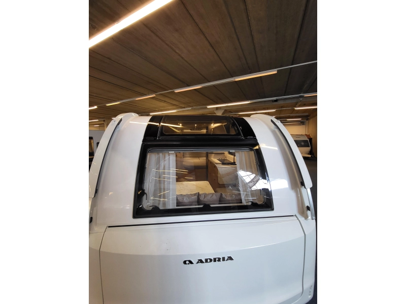 Adria Adora 522 UP nieuwste uitvoering  foto: 6