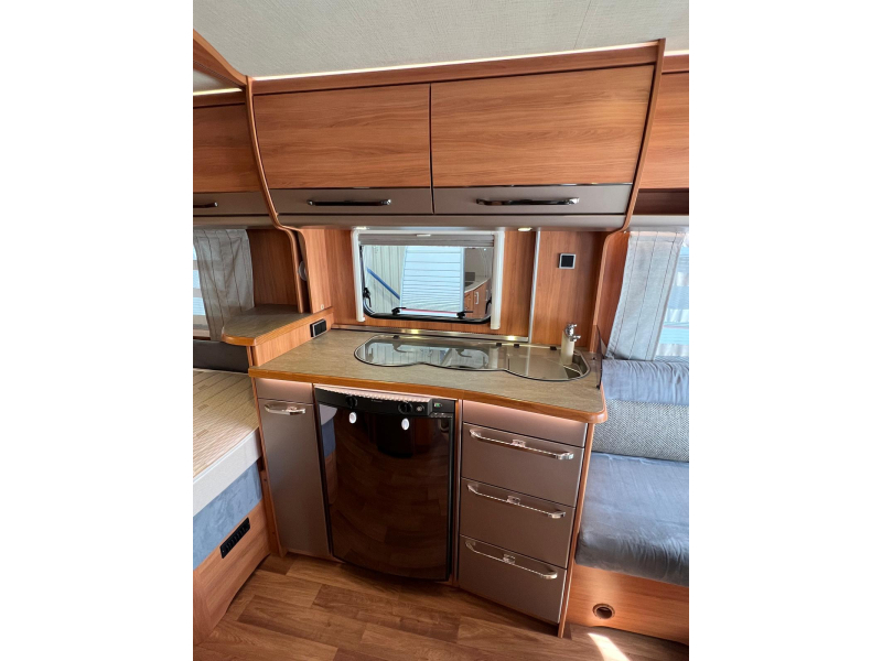 Eriba Nova Winner Edition 465 GL mover, luifel, airco  foto: 12