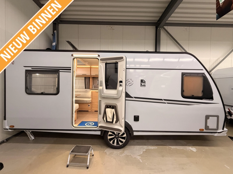 Knaus Sudwind Black Selection 500 FU +vloerverwarming+EvoPore  hoofdfoto: 1