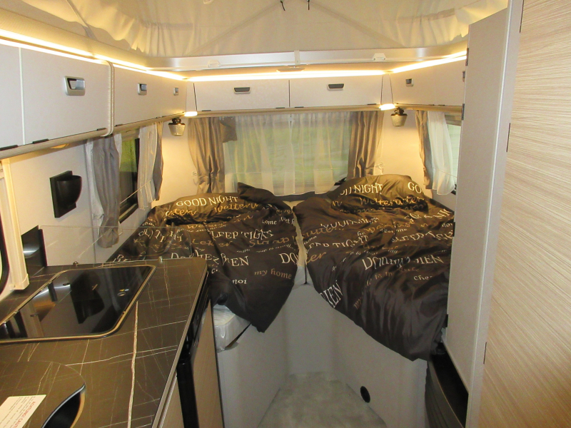 Eriba Touring Silver Editie 542 210 BREED/ENKELE BEDDEN!!  foto: 2