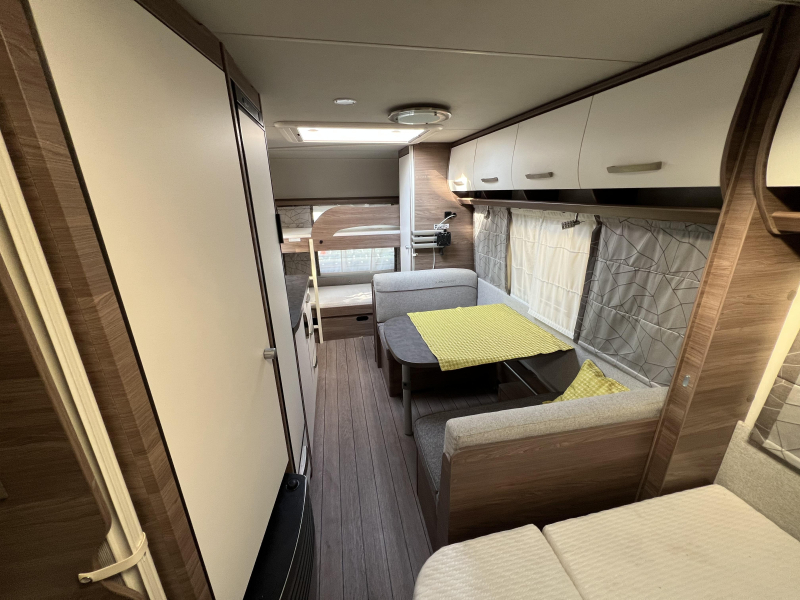 Knaus Sport Silver Selection 540 FDK stapelbed , 5 persoons  foto: 7