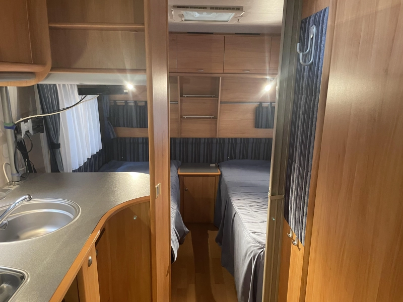 Adria Adiva 502 UL Met mover  foto: 2