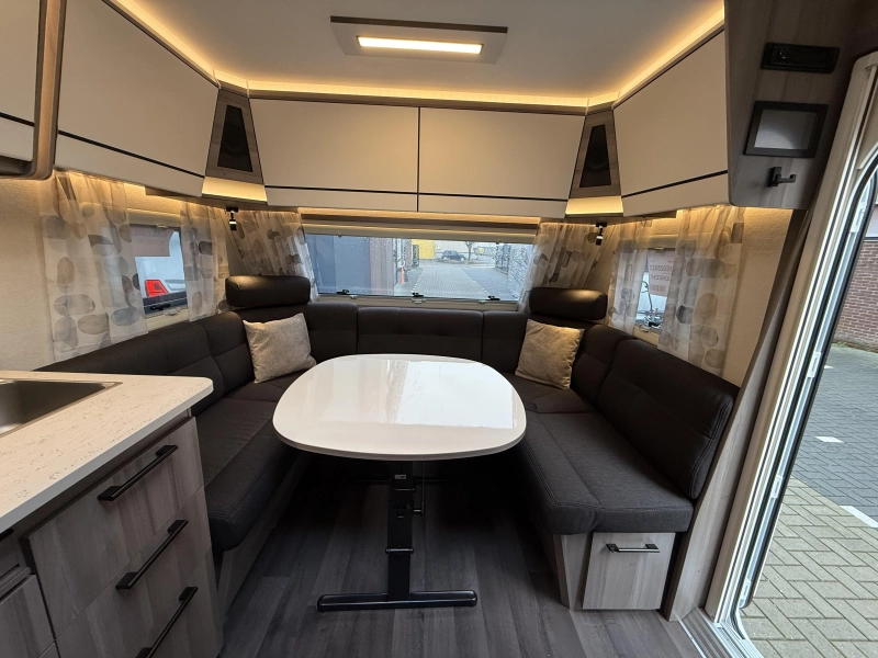 Kabe Estate 560 GLE Nieuw Binnen! 