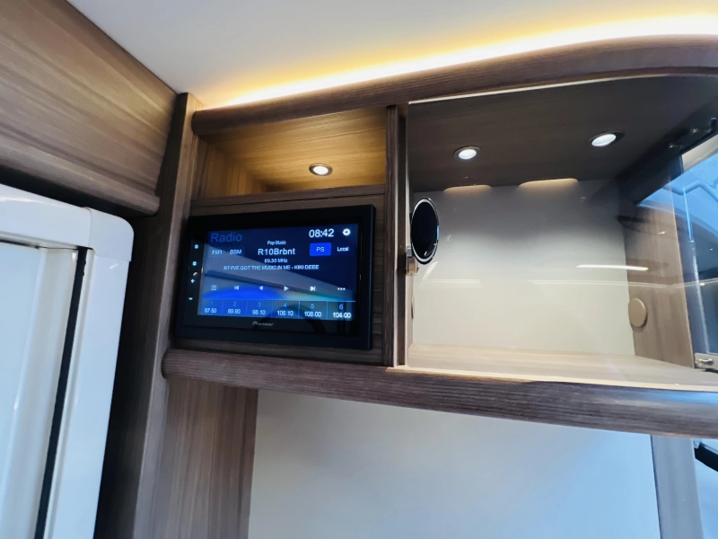 Kabe Royal 560 GLE B2 - KS  foto: 19