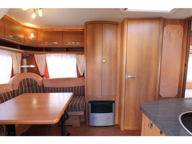 Hobby Excellent 495 UL Mover / Thule Luifel foto: 9