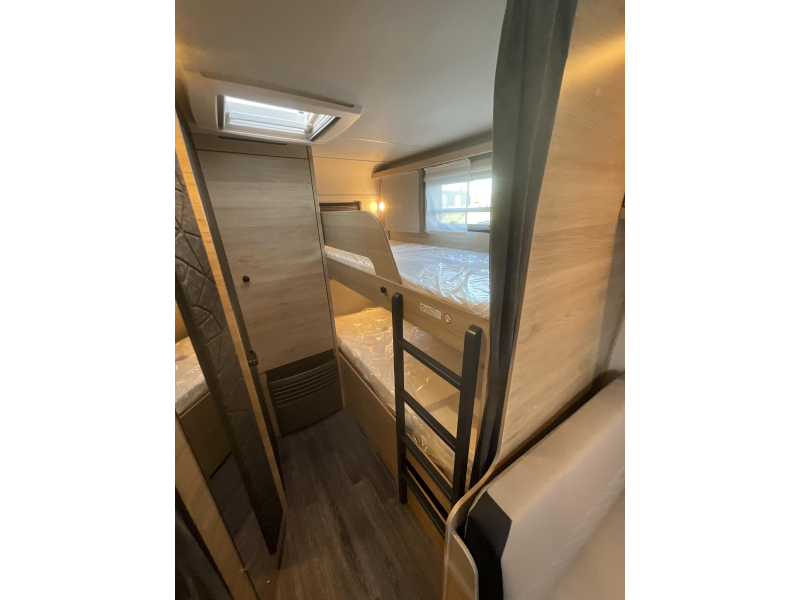 Weinsberg CaraOne 550 QDK STAPELBED-DOUCHE-RUIM  foto: 10