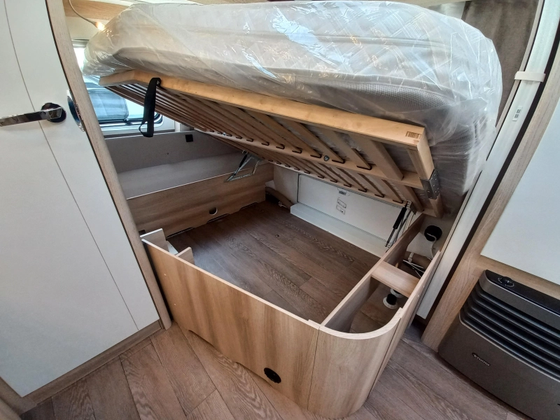 Hobby De Luxe 460 UFE Actie: Gratis Mover  foto: 16