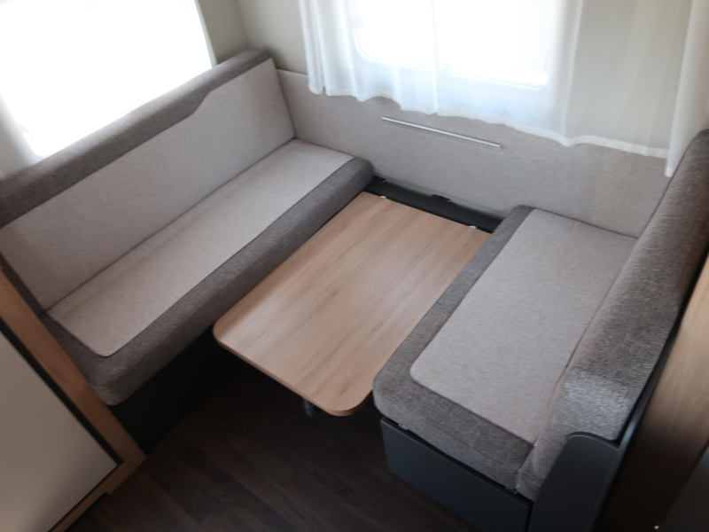 Knaus Sport 420 QD COMPACT EN GROTE KEUKEN !  foto: 11
