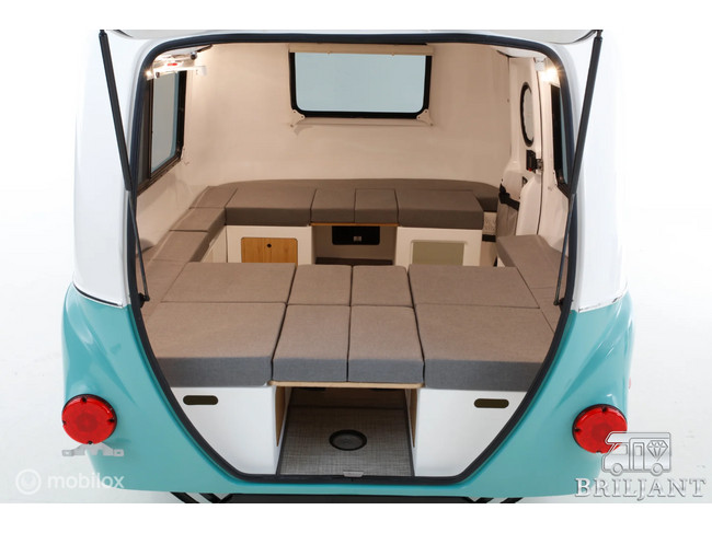 happier camper HC1 Caravan zeer uniek enigste in europa foto: 13